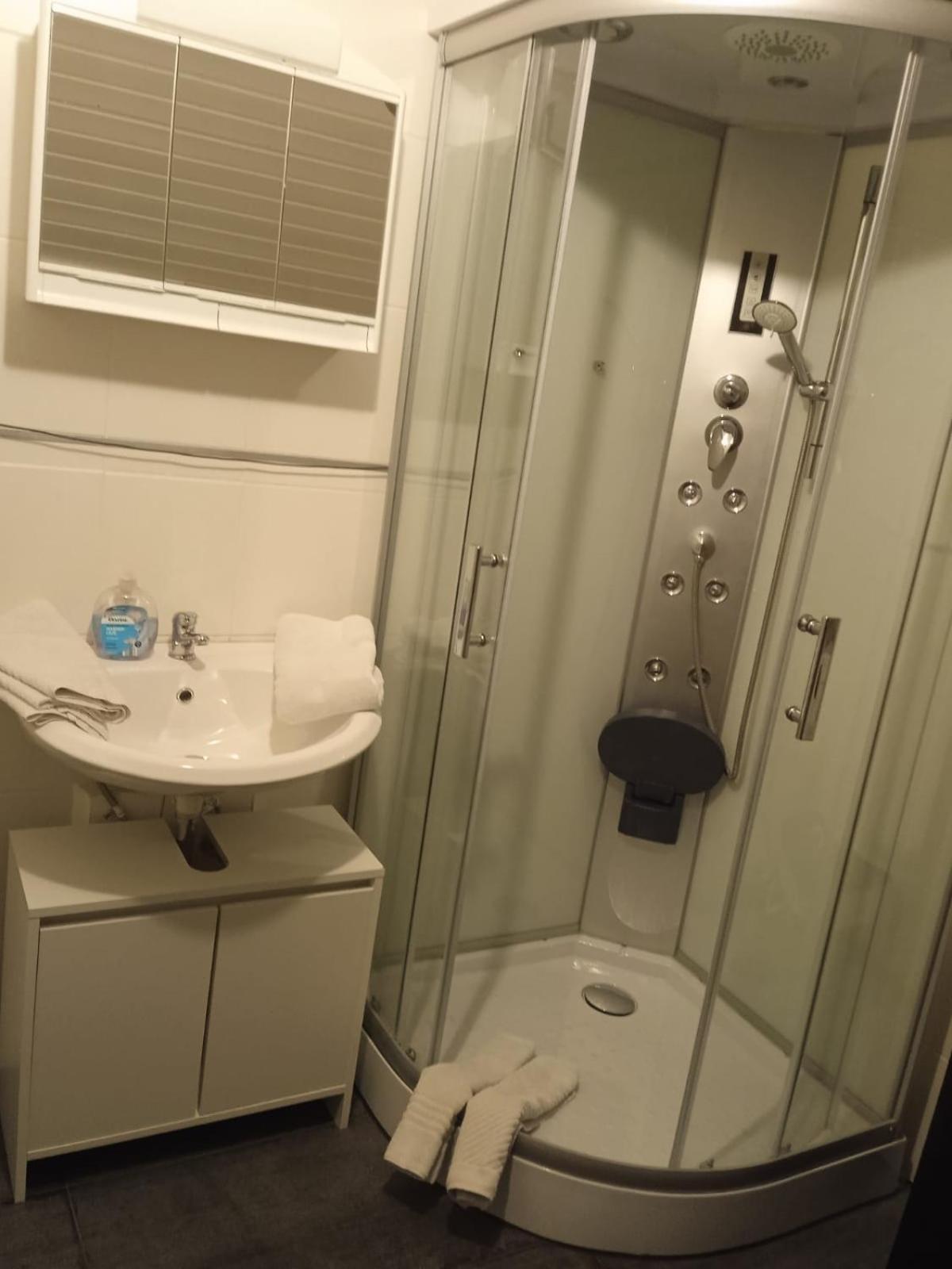 Kalinka 90766 Apartment Fuerth